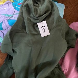NWT Zyia active wear hoodie green large